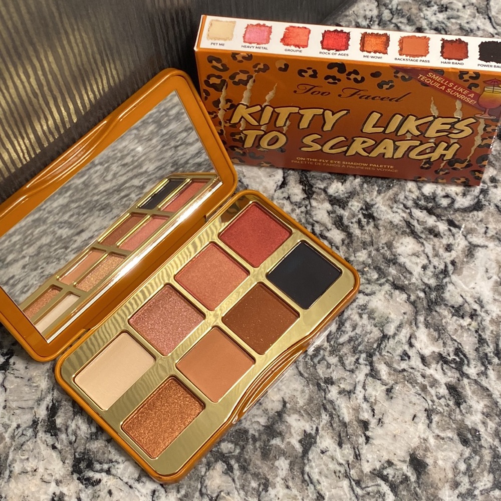 Too Faced Kitty Likes To Scratch On-The-Fly Eyeshadow Palette Brand NEW